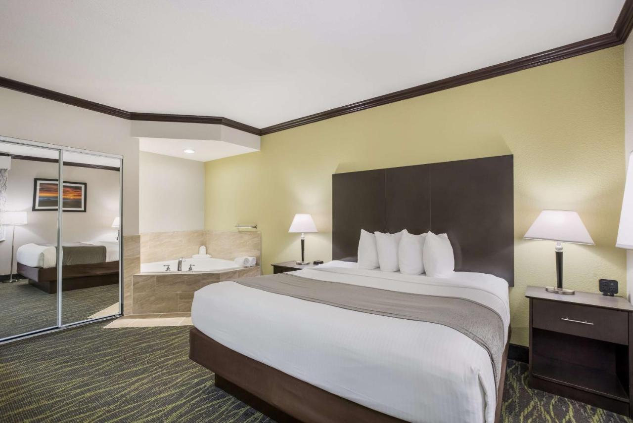 Hotel Western Tunnel Road