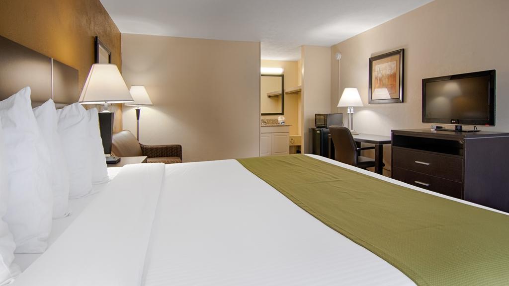 Western Tunnel Road Hotel Asheville